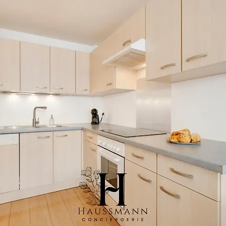 Centre Gare Climatise Apartment